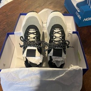 P448 Cancun Sting Sneaker